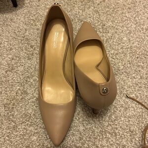 worn 1-2 times brand new